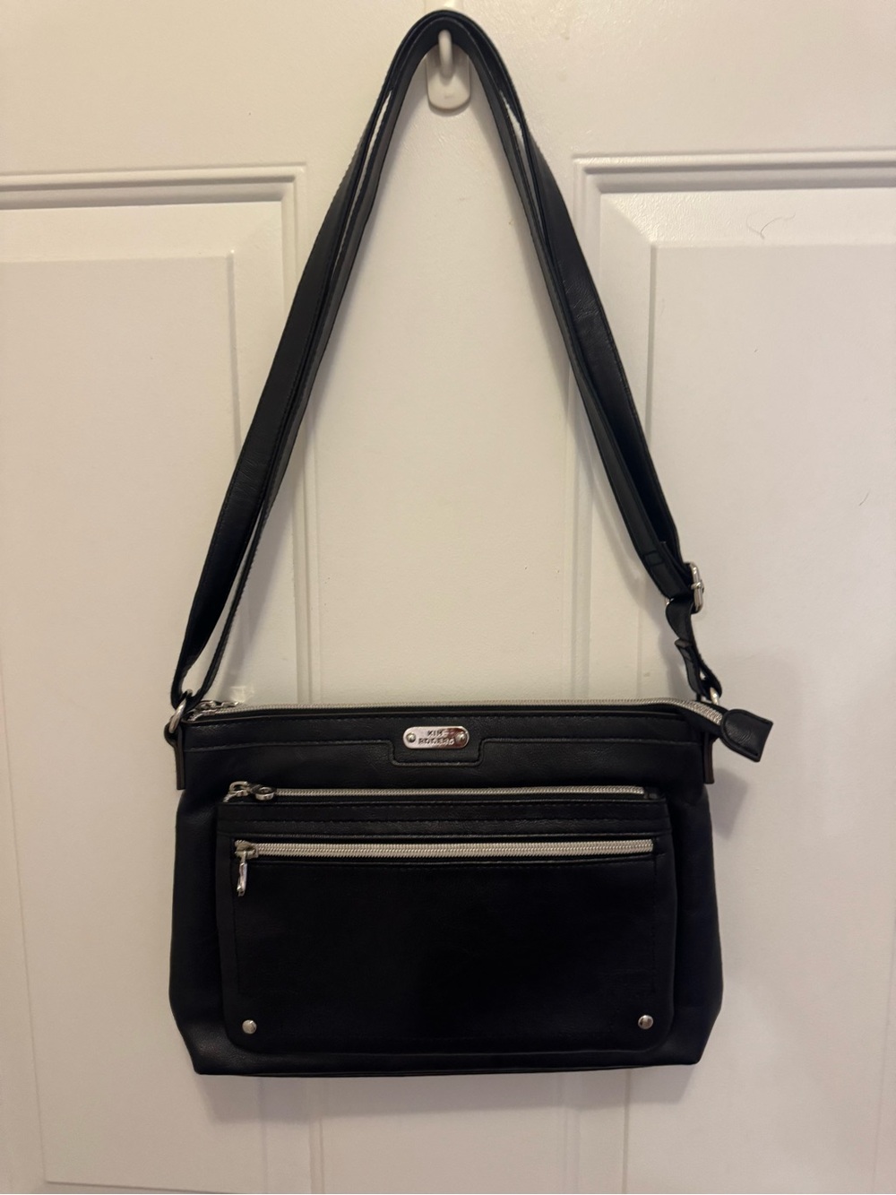 NWOT Kim Rogers Black Crossbody Shoulder Bag with Front Zip Pockets